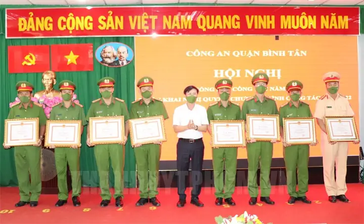 Thông Tin Địa Chỉ Và Số Điện Thoại Liên Hệ Công An Quận Bình Tân Mới Nhất Thông Tin Địa Chỉ Và Số Điện Thoại Liên Hệ Công An Quận Bình Tân Mới Nhất