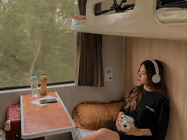 Vé Tàu Huế Hà Nội: Lịch Trình, Giá Vé Và Cách Đặt Vé Trực Tuyến Vé Tàu Huế Hà Nội: Lịch Trình, Giá Vé Và Cách Đặt Vé Trực Tuyến